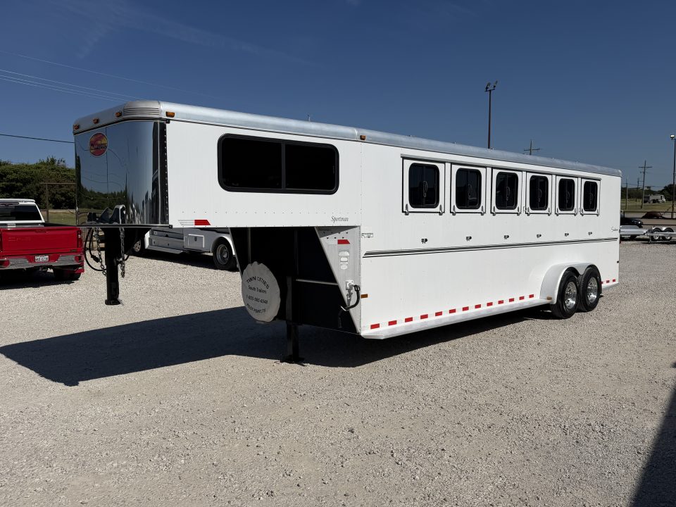 Used 2012 Sundowner 6 Horse Gooseneck Horse Trailer