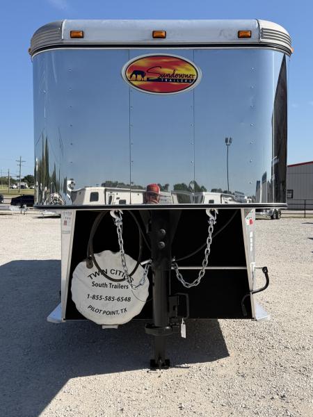 Used 2012 Sundowner 6 Horse Gooseneck Horse Trailer