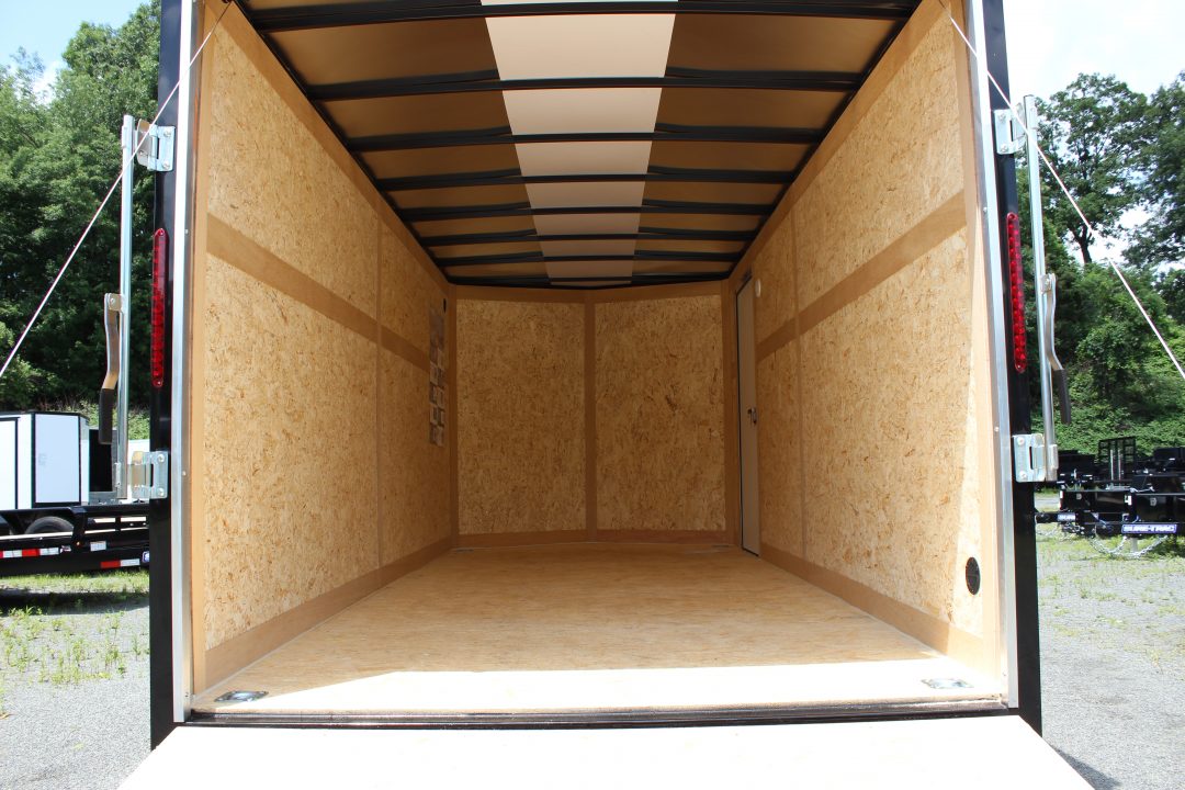 2027 Haulmark photo 6