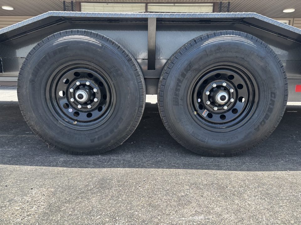 New 2027 MAXX-D 102"x20' BP Channel Power Tilt- T6X