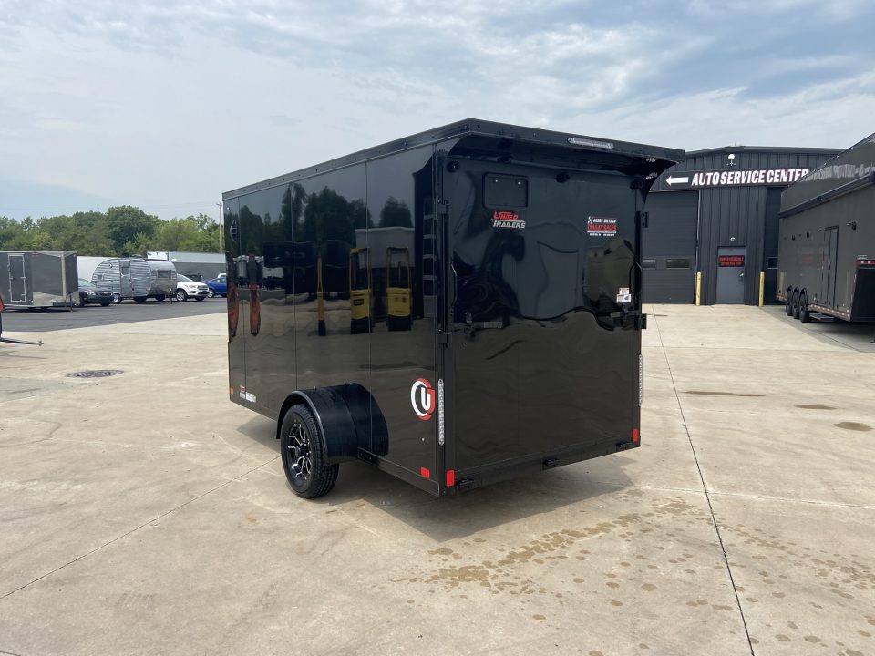New United UJ-6X12 Enclosed Trailer