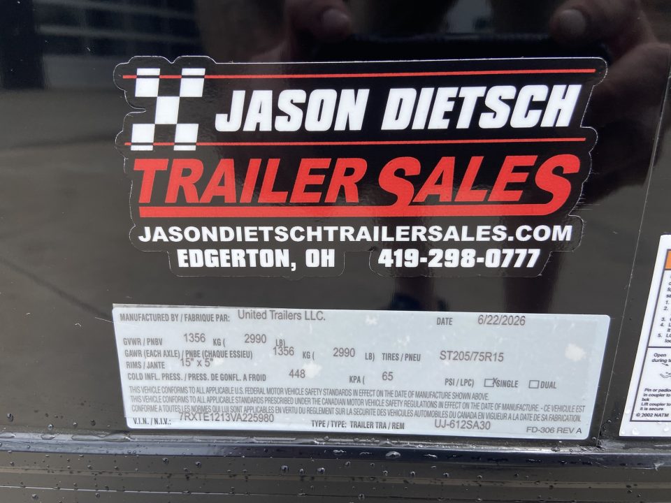 New United UJ-6X12 Enclosed Trailer