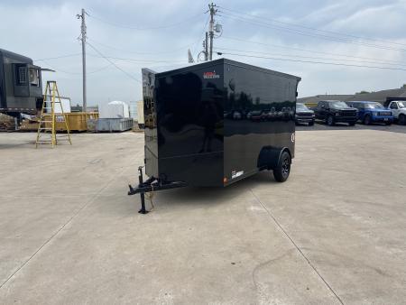 New United UJ-6X12 Enclosed Trailer