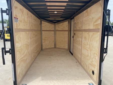 New United UJ-6X12 Enclosed Trailer
