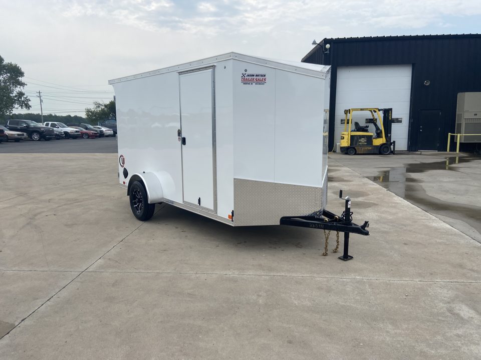New United UJ-6X12 Enclosed Trailer