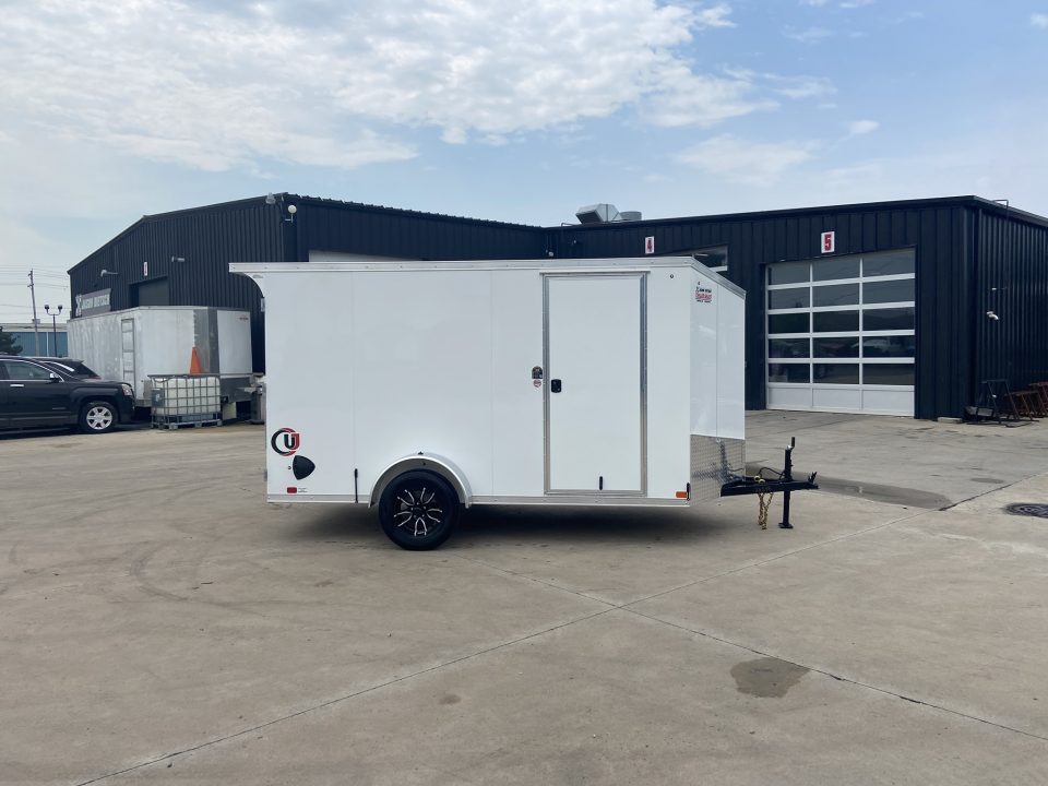 New United UJ-6X12 Enclosed Trailer