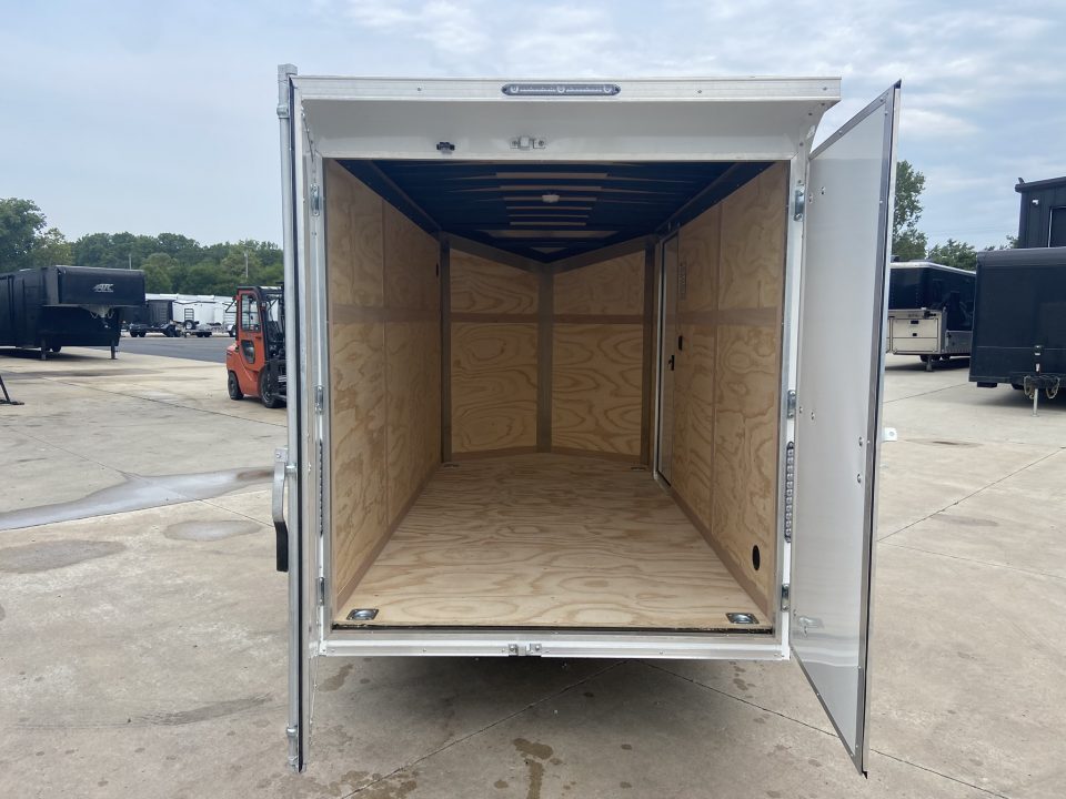 New United UJ-6X12 Enclosed Trailer