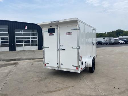 New United UJ-6X12 Enclosed Trailer