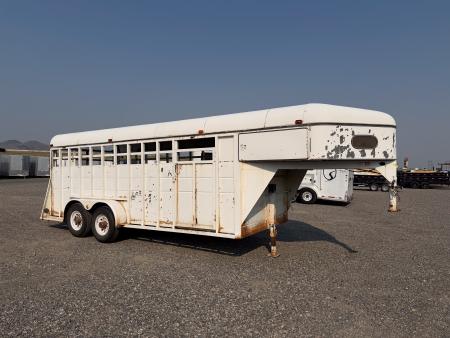 New 1995 Morgan Built 18' Stock / Stock Combo Trailer