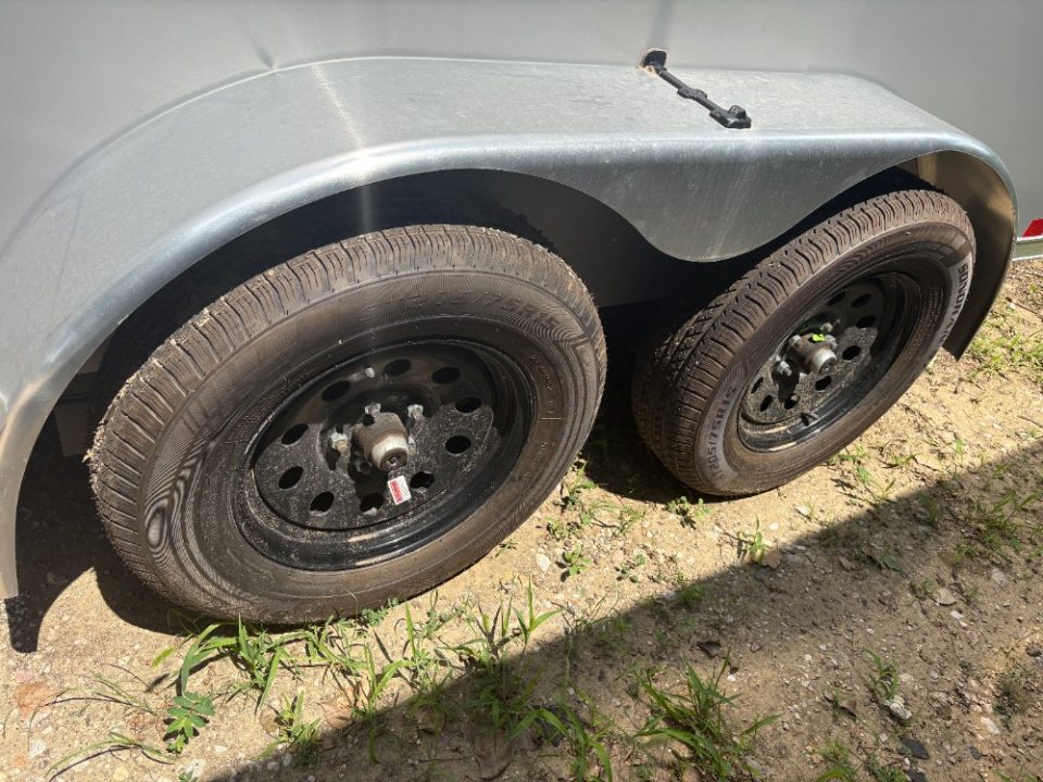 Enclosed Cargo Trailer photo 7