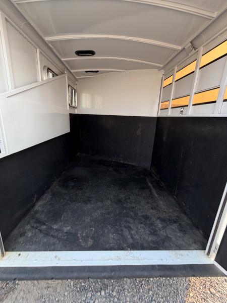 Used 2025 Titan Trailer 2H BP Horse Trailer