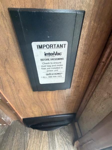 Used 2016 Keystone RV MONTANA Fifth Wheel