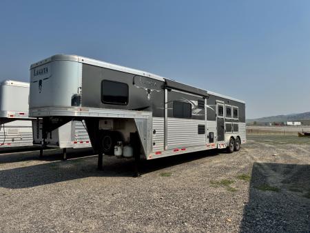 Used 2014 Lakota 3H LQ Horse Trailer