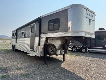 Used 2014 Lakota 3H LQ Horse Trailer