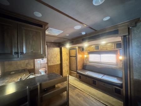 Used 2014 Lakota 3H LQ Horse Trailer