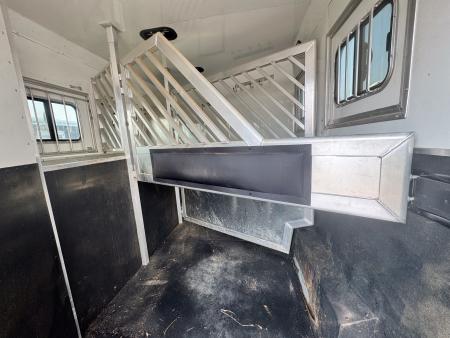 Used 2014 Lakota 3H LQ Horse Trailer