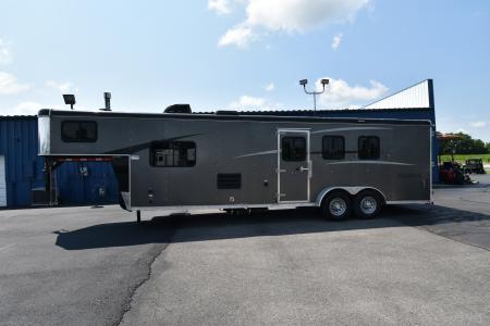 Used 2019 Bison Trailers Trailhand 7311 Horse Trailer