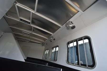 Used 2019 Bison Trailers Trailhand 7311 Horse Trailer