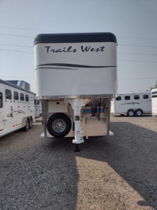 New 2027 Trails West Santa Fe 27' Living Quarter Stock Combo Trailer
