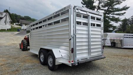 New 2026 Featherlite Trailers 8117 GN 6'7"X16TA Stock / Stock Combo Trailer