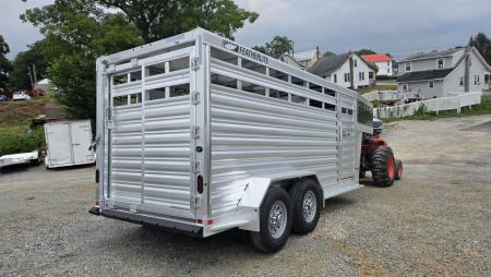 New 2026 Featherlite Trailers 8117 GN 6'7"X16TA Stock / Stock Combo Trailer