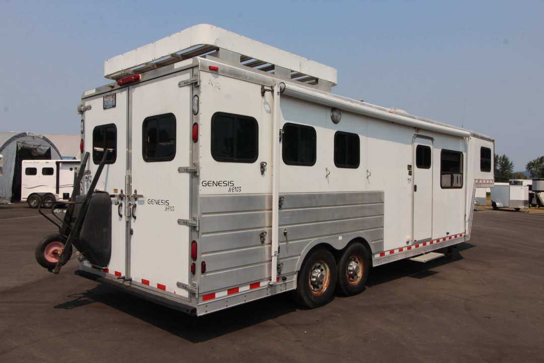 Used 2003 Kiefer Manufacturing Genesis X-E103 8310 Horse Trailer
