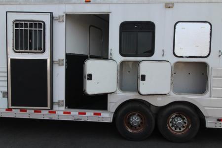 Used 2003 Kiefer Manufacturing Genesis X-E103 8310 Horse Trailer