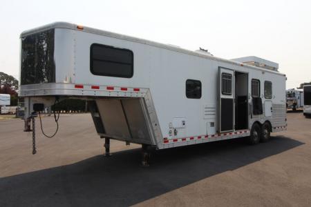 Used 2003 Kiefer Manufacturing Genesis X-E103 8310 Horse Trailer