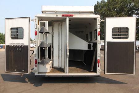 Used 2003 Kiefer Manufacturing Genesis X-E103 8310 Horse Trailer