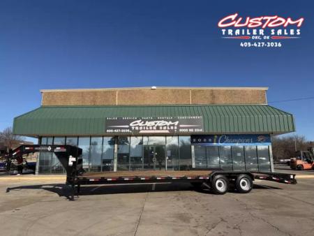 New #038288 2027 DIAMOND T SDSKP2008GN 30 X 102 SUPER DUTY SKID PRO 20K GOOSENECK EQUIPMENT W/ MINI MAXX RAMPS