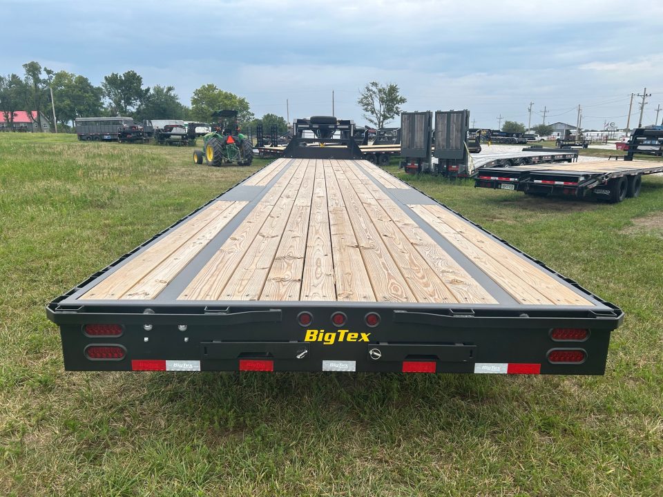 New 2027 Big Tex 102x40 Tandem 15.9K GN Straight Deck w/ Slide In Ramps & Ratchet Rail