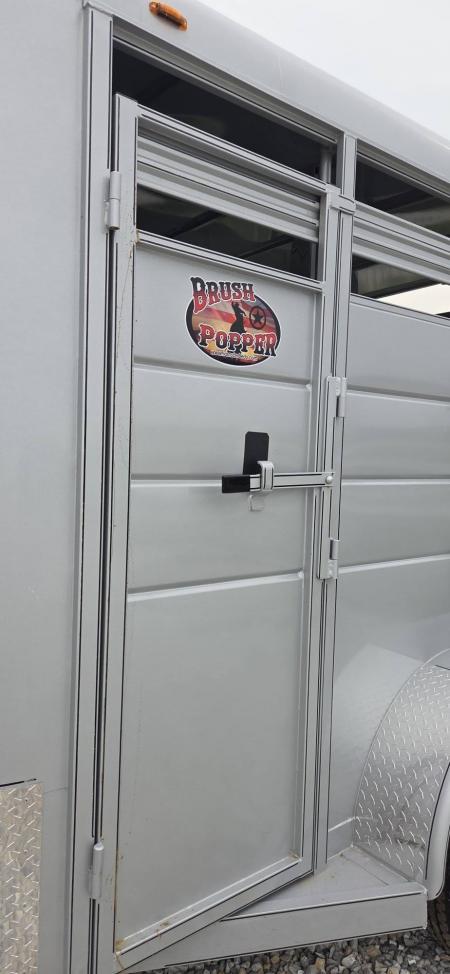 New 2025 Maxwell Brushpopper slant 2 Horse Trailer