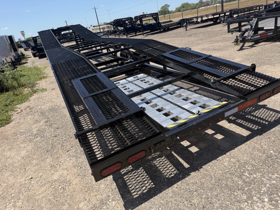 2026 Car Hauler Trailer photo 4