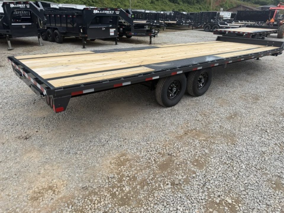 New Hillcrest Bumper Pull Deck-Over 25' 15.4K W/ Straight Deck