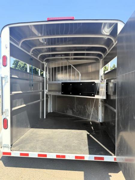 Used 2024 Maverick 2H Horse Trailer