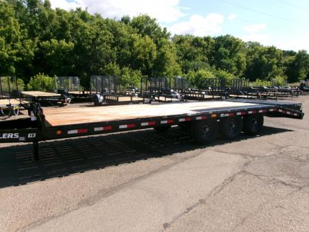 New 2027 PJ Trailers F8T2473BSYK Equipment Trailer