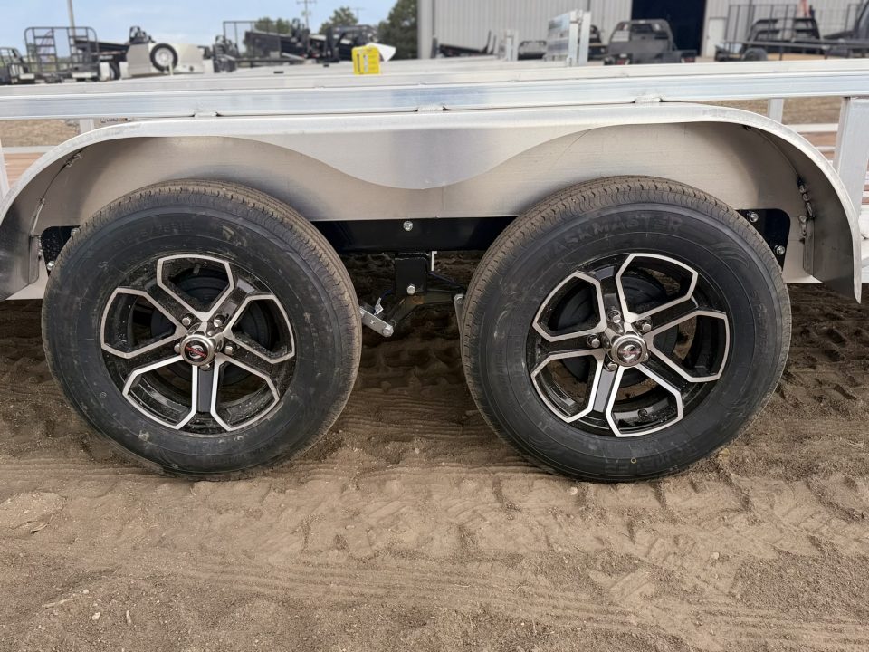New 2027 Load Trail 7-20 Tandem Axle Aluminum Ramp Gate Utility W/ Bi-Fold Gate 7K GVWR(WEIGHT) Flatbed Trailer