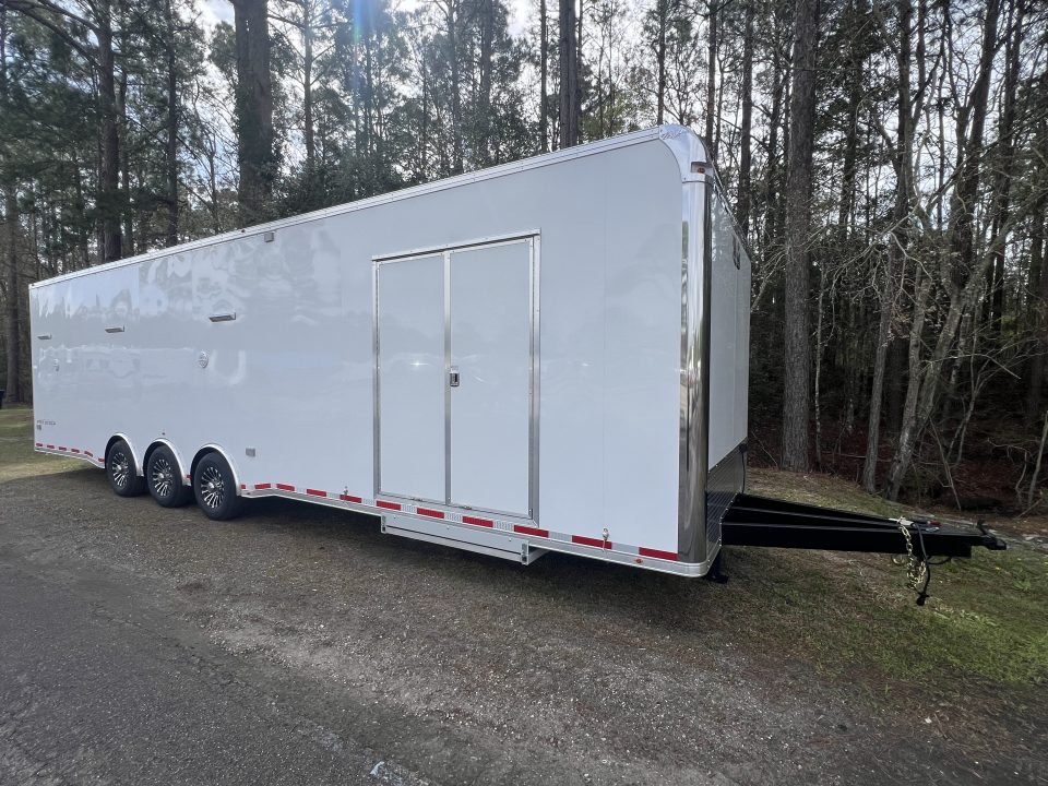 New 2027 Vintage 34’ Tag Race Trailer