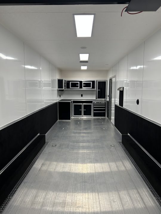New 2027 Vintage 34’ Tag Race Trailer