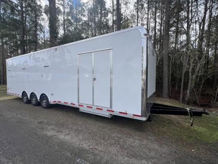 New 2027 Vintage 34’ Tag Race Trailer