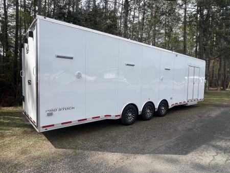 New 2027 Vintage 34’ Tag Race Trailer