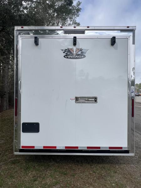 New 2027 Vintage 34’ Tag Race Trailer