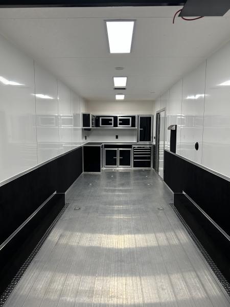 New 2027 Vintage 34’ Tag Race Trailer