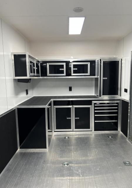 New 2027 Vintage 34’ Tag Race Trailer