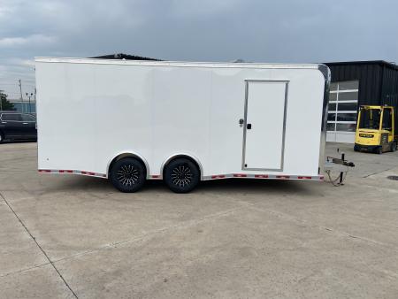 New United Trailers UAT-8.5X20 Contractor