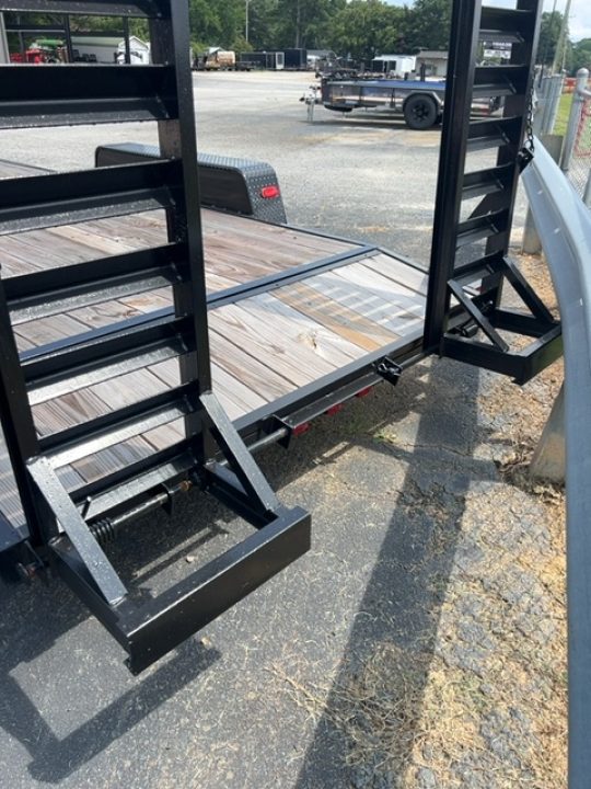 New 2026 Superior Trailers 83x16 Superior 3 ton Equipment Trailer