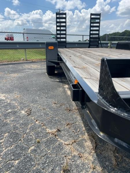 New 2026 Superior Trailers 83x16 Superior 3 ton Equipment Trailer