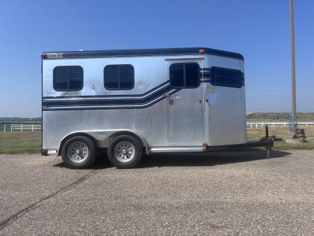 Used 1999 Trail-ET 2H Slant Load BP Horse Trailer