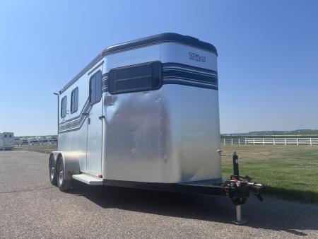 Used 1999 Trail-ET 2H Slant Load BP Horse Trailer
