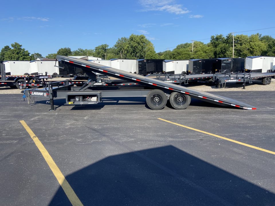 New Lamar Trailers Deckover Tilt 102" X 24'